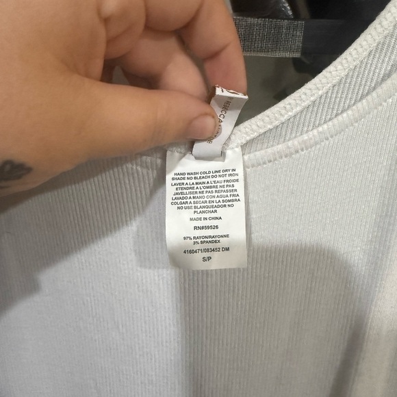 BECCA White Maxi Dress with Elegant Flow size small - Picture 4 of 7